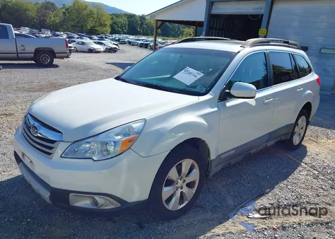 2010 Subaru Outback 2.5I Limited из США, поврежденный, VIN 4S4BRBLC5A3368041